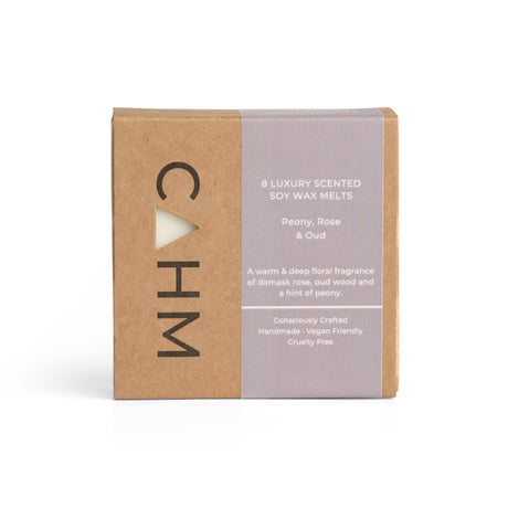 Discover the Peony, Rose & Oud Soy Wax Melt Gift Box with luxury scents of Damask rose and oud wood. Handmade in a minimalist design, these soy wax melts are vegan-friendly and cruelty-free.