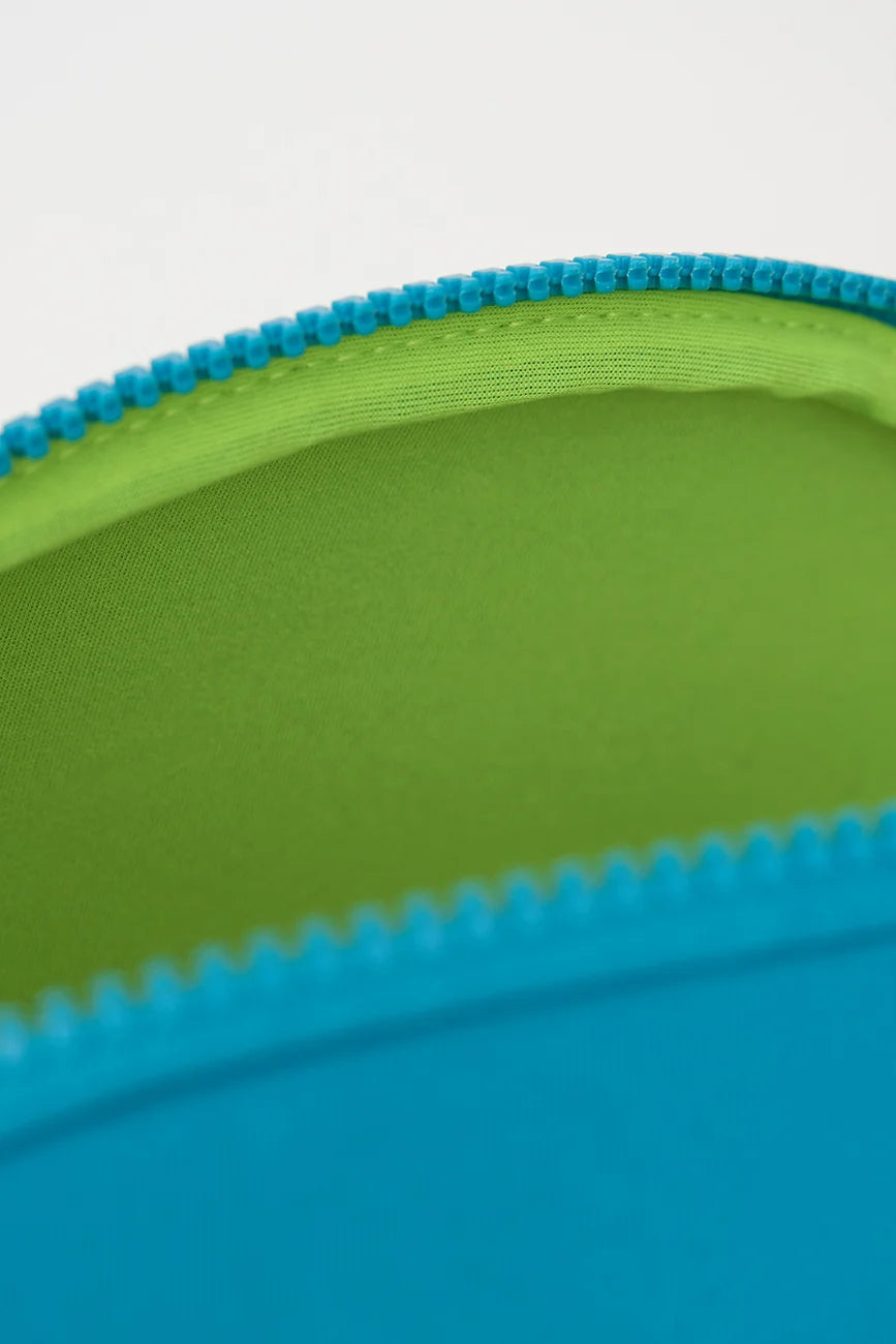 Batela neoprene toiletry bag product image