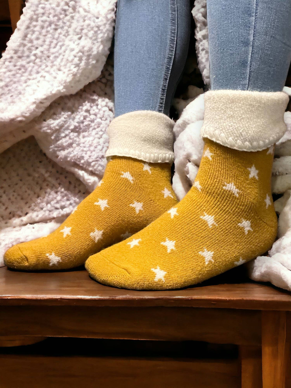 Star Super Cosy Gold Cuff Socks