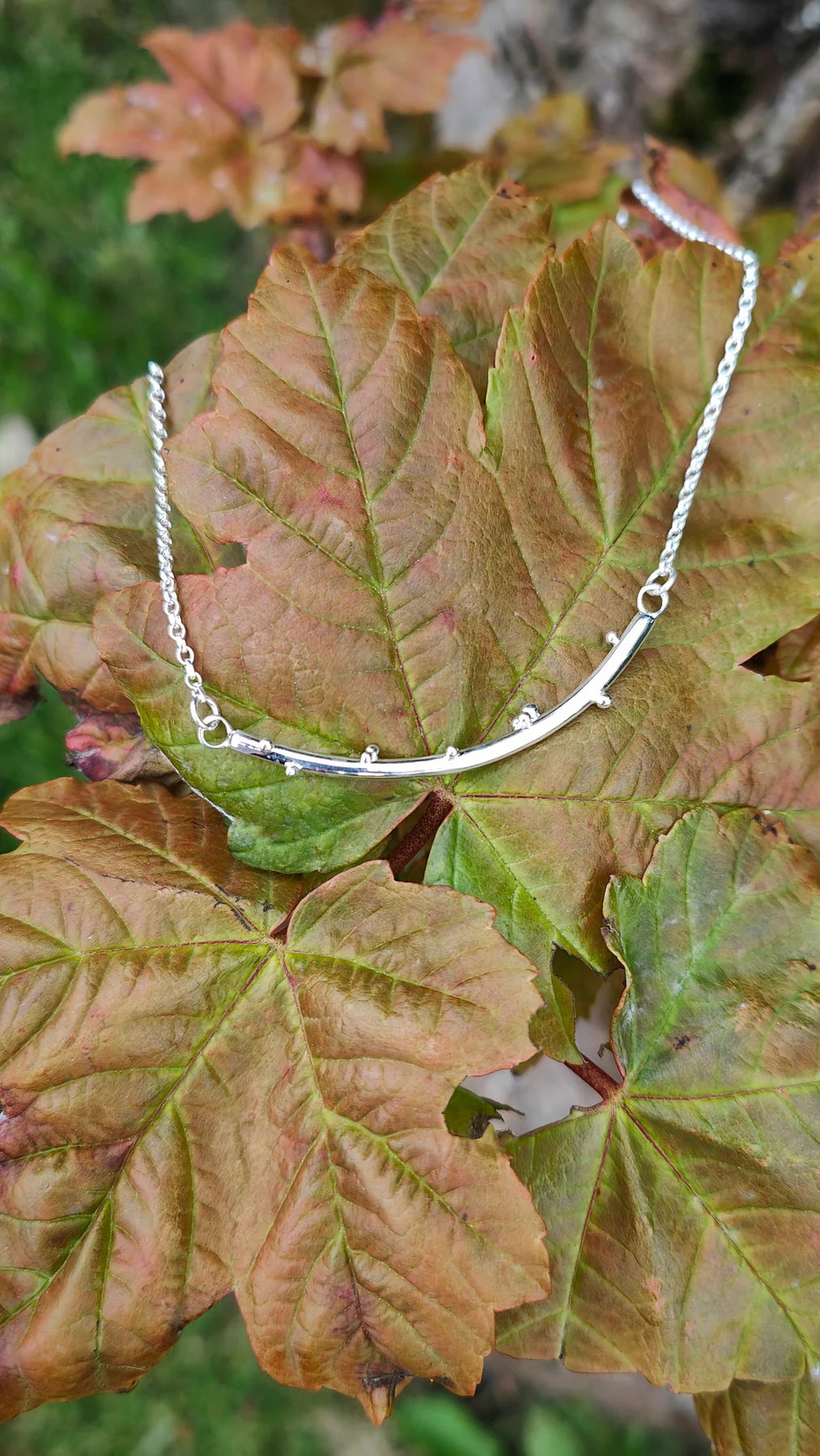 Dewdrop Bar Necklace