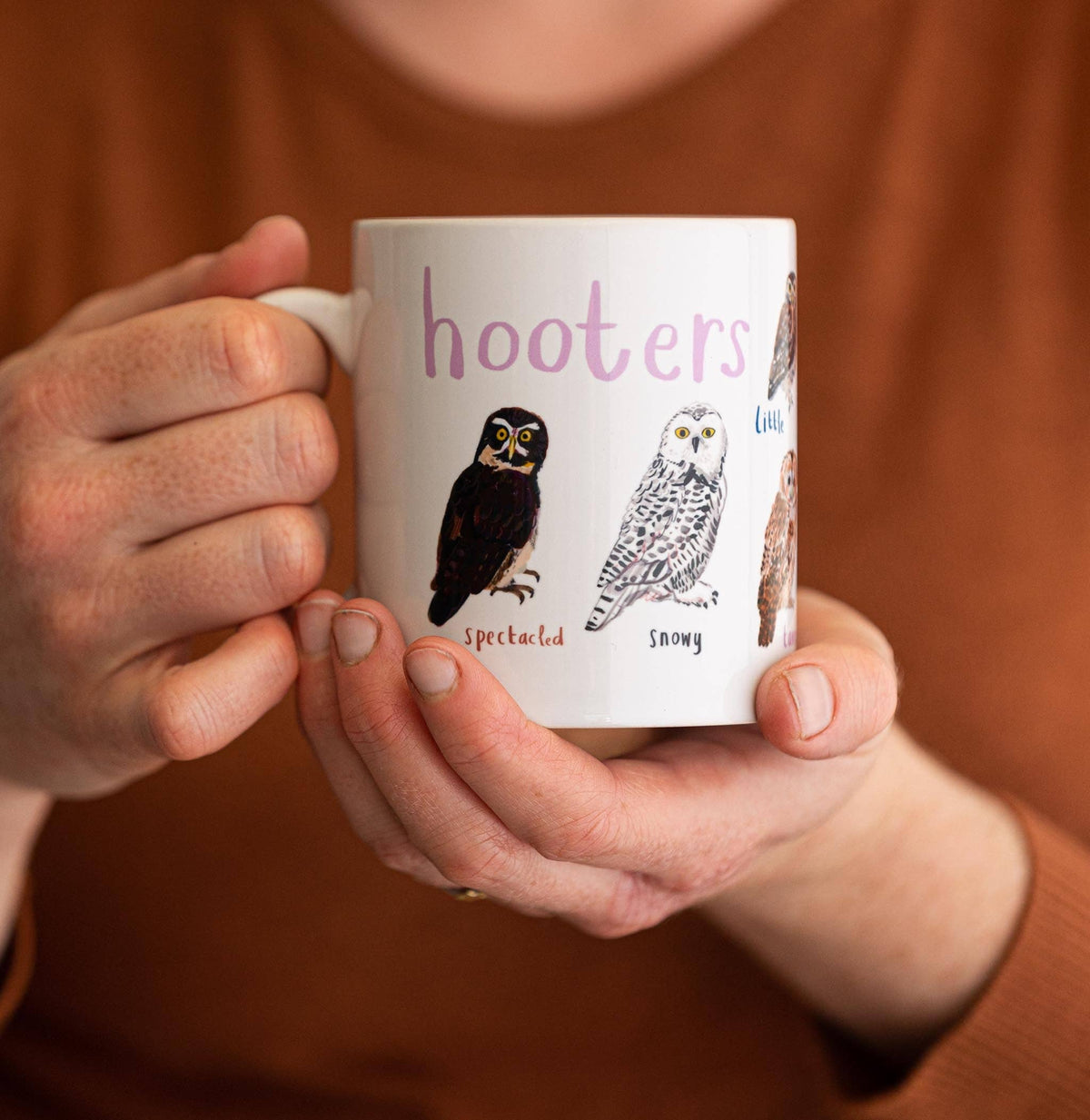 Sarah Edmonds Hooters Bird Mug – illustrated design