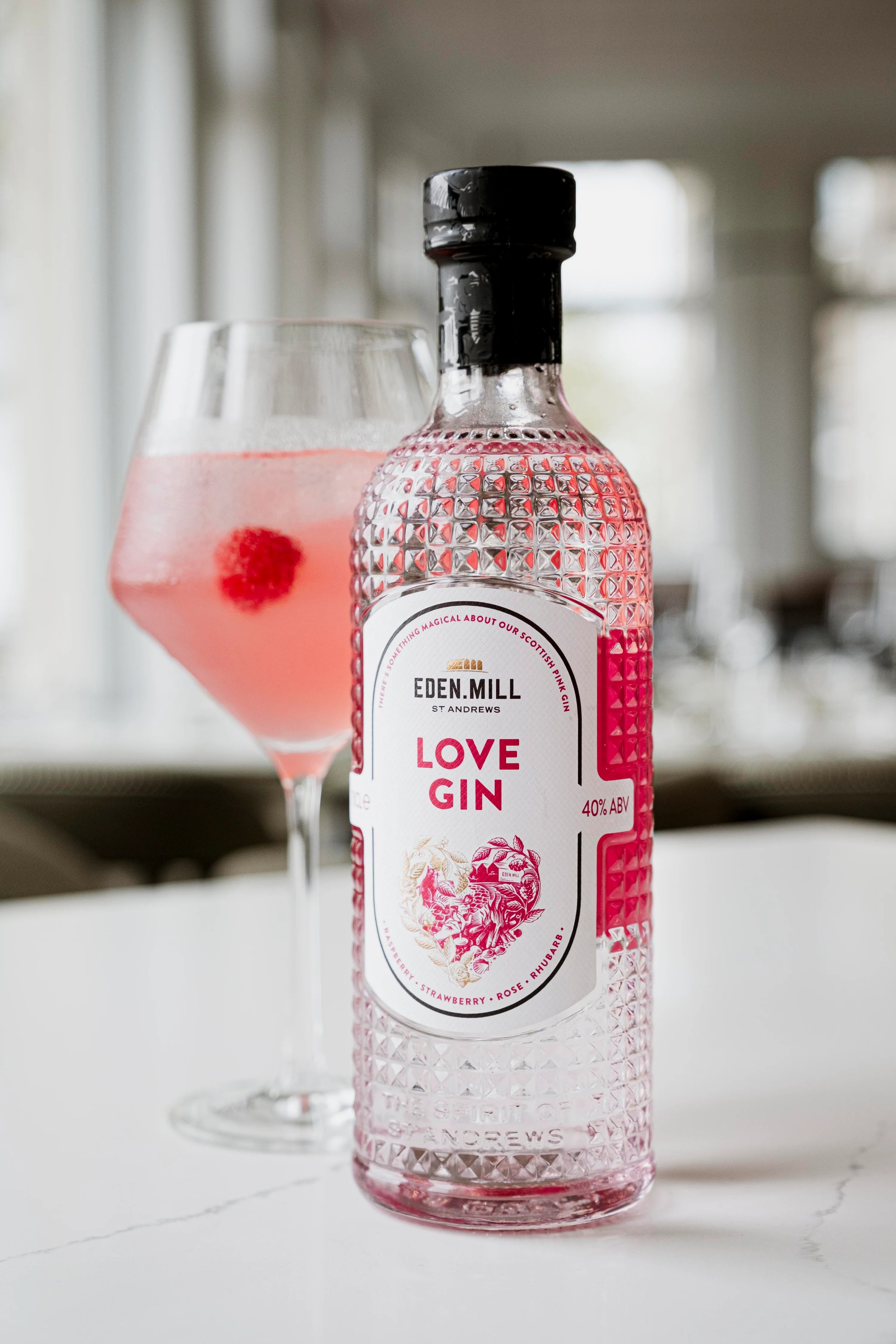 Eden Mill Love Gin 70 cl | Scottish Pink Gin | The Arran Gift Box